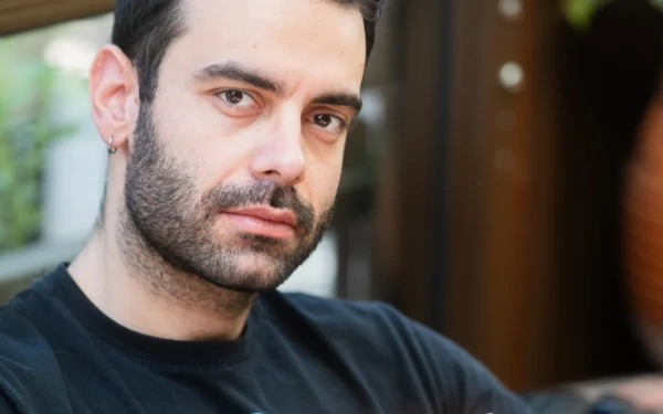 Ένα βιβλίο για τη γενιά της «απρόσμενης ματαιότητας»