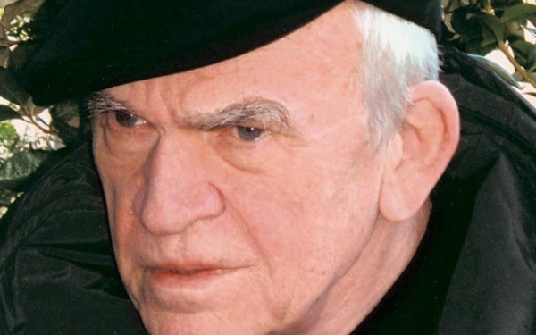 Τσεχία: Η τέφρα του Μίλαν Κούντερα ενταφιάστηκε στη γενέτειρά του, το Μπρνο