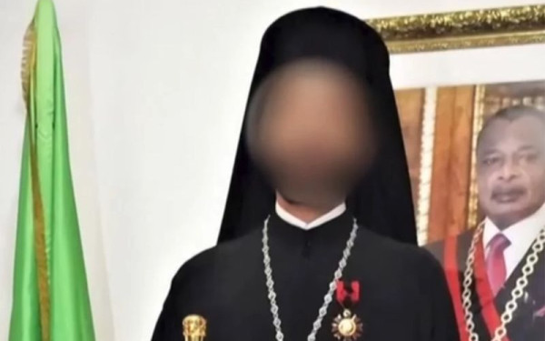 Σάλος στην Εκκλησία: Συνελήφθη Μητροπολίτης του Πατριαρχείου Αλεξανδρείας στα Πετράλωνα
