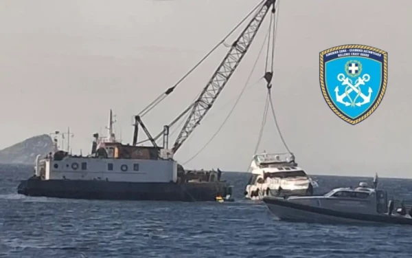 Προσάραξη βρετανικής θαλαμηγού στις Οινούσσες - Ολοκληρώθηκε με επιτυχία η επιχείρηση ανέλκυσης