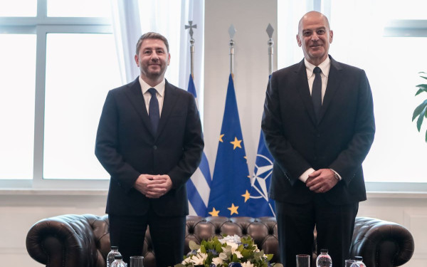 Η «Ατζέντα 2030» και τα εθνικά θέματα στη συνάντηση Δένδια - Ανδρουλάκη