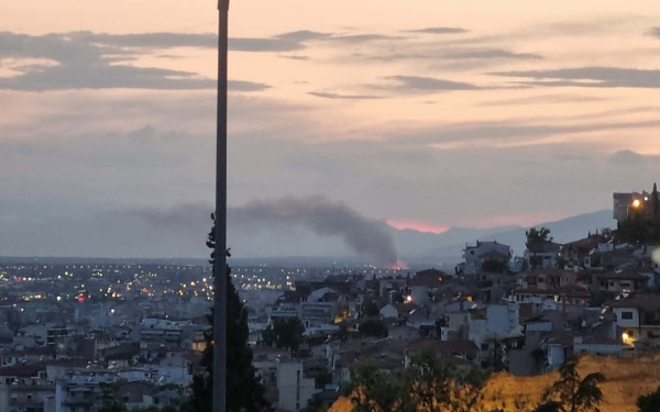 Θεσσαλονίκη: Υπό έλεγχο οι δύο πυρκαγιές στα Κουφάλια
