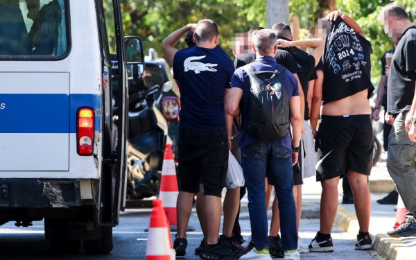 Φονική «βεντέτα» στην Καλλιθέα: Στον ανακριτή οι επτά συλληφθέντες για τη δολοφονία του 15χρονου - Τι κρύβεται πίσω από τον έλεγχο της πλατείας
