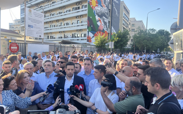 ΝΔ - Θεσσαλονίκη: Η συσπείρωση, ο Σαμαράς και το πολιτικό μέλλον της Αφροδίτης Νέστορα