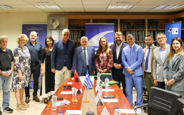 Συνάντηση της ΚΕΔΕ με αντιπροσωπεία Δημάρχων της Αλβανίας και της Ένωσης Δήμων Αλβανίας
