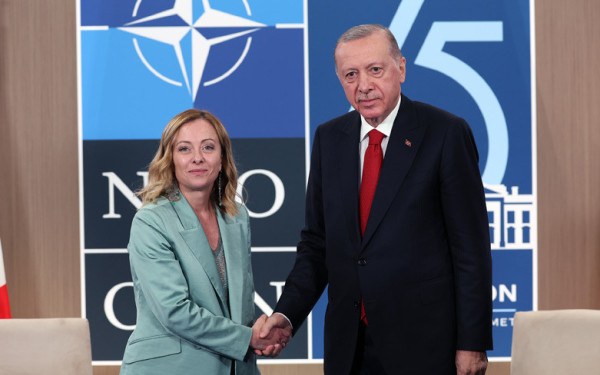 Τηλεφωνική επικοινωνία Μελόνι-Ερντογάν: Στο επίκεντρο το ΝΑΤΟ και το μεταναστευτικό