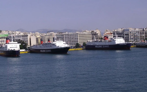 Προσάραξη πλοίου στη Μήλο: Πήρε πιστοποιητικό αξιοπλοΐας από το Λιμενικό και συνεχίζει το δρομολόγιo