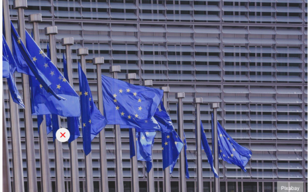 Καταπέλτης το Ευρωπαϊκό Δικαστήριο σε υπόθεση οικογενειακής επανένωσης πρόσφυγα: Περίμενε 7 χρόνια χωρίς να πάρει απάντηση