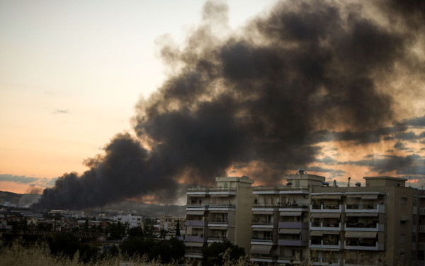 Μικροσωματίδια στο τοξικό νέφος πάνω από τη Θεσσαλονίκη - Ποια μέτρα προστασίας χρειάζεται να πάρουν οι ομάδες υψηλού κινδύνου