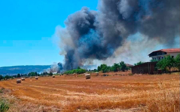 Συναγερμός στην Πυροσβεστική: Ξέσπασε φωτιά στο Περιβολάκι Θεσσαλονίκης - Ήχησε το 112