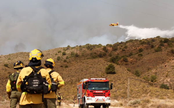 Φονική πυρκαγιά στην Αλμερία: Τα συλλυπητήρια της Ελλάδας στην Ισπανία για τα θύματα