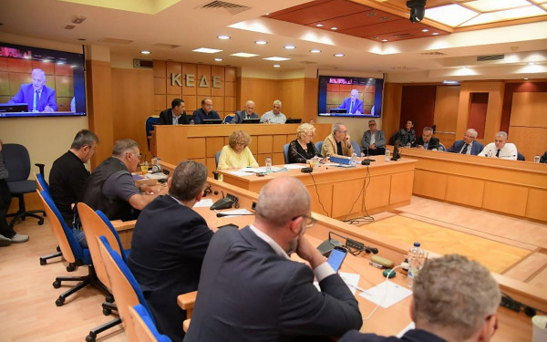 Ξεκλείδωσαν 5.537 θέσεις εργασίας στους Δήμους, μέσω του Προγράμματος Απασχόλησης 55 και άνω