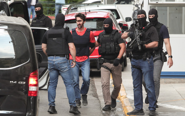Marfin: Προθεσμία για την Τρίτη έλαβαν οι δύο 42χρονοι