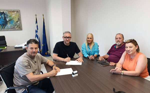 Δ. Ωραιοκάστρου: Υπογράφηκαν οι συμβάσεις για την αναβάθμιση της παλαιάς Κοινότητας Λητής και των γηπέδων ποδοσφαίρου Λητής και Νεοχωρούδας
