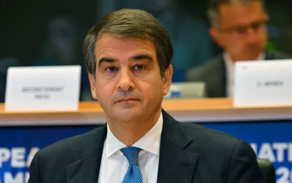 Κυπριακό: Ειδικός αντιπρόσωπος της Κομισιόν ορίζεται ο Ραφαέλε Φίτο