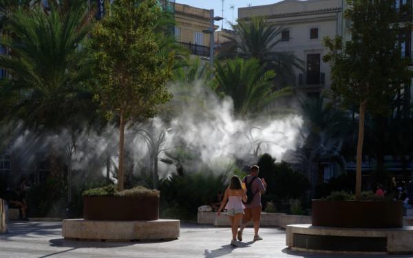 Ισπανία: Ο καύσωνας επιστρέφει με θερμοκρασίες έως 42 βαθμούς - Σε κατάσταση «εξαιρετικού κινδύνου» τρεις περιφέρειες