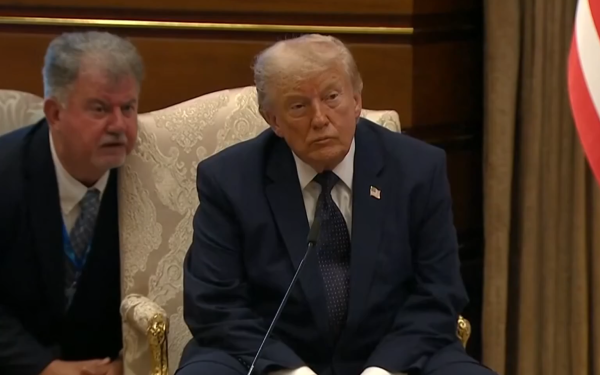 Βολές Τραμπ κατά ΝΑΤΟ: «Απογοητευμένος από τους συμμάχους, δεν μας στήριξαν στον πόλεμο στο Ιράν» (βίντεο)