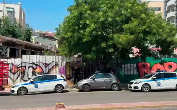 Εντοπίστηκε πτώμα μέσα σε βαλίτσα στην Κυψέλη