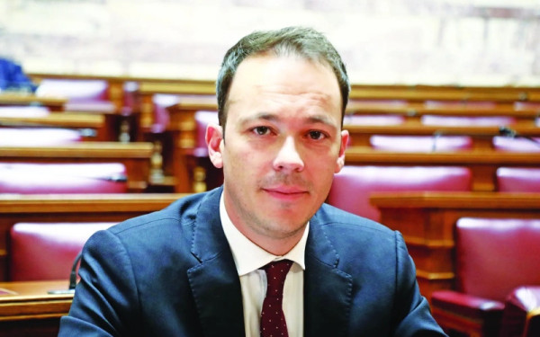 ΣΥΡΙΖΑ: Ανεξαρτητοποιήθηκε και ο Μιλτιάδης Ζαμπάρας