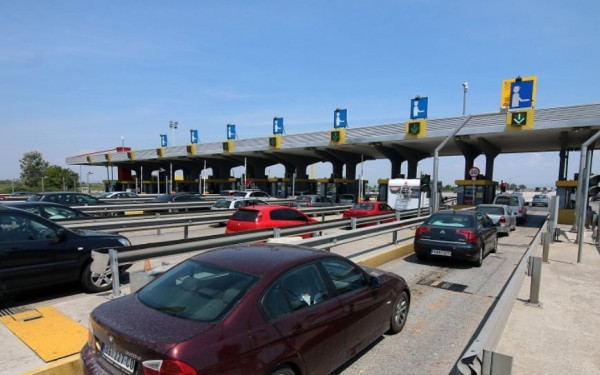 Έξοδος Πάσχα 2026: Κορυφώθηκε η φυγή των εκδρομέων – Αυξημένη η κίνηση σε όλη τη χώρα