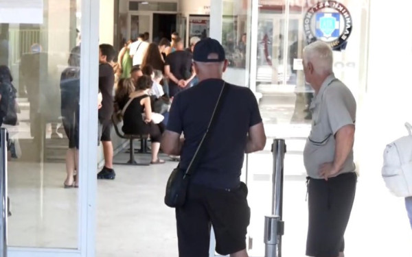 Ουρές καθημερινά για έκδοση διαβατηρίου- Παράταση ωραρίου των αρμόδιων γραφείων σε Ημαθία, Κιλκίς και Θεσσαλονίκη