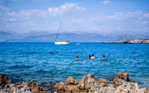 Καλές διακοπές! Του Μιχάλη Αλεξανδρίδη