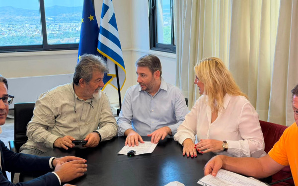 Ν. Ανδρουλάκης από Νεάπολη: «Η κυβέρνηση του Κυριάκου Μητσοτάκη έχει ταυτιστεί με μία ασύδοτη αγορά» (βίντεο)