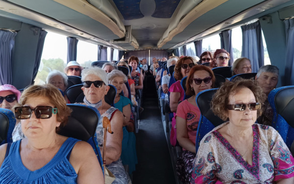 Δήμος Θεσσαλονίκης: Μπάνια και κατασκήνωση και φέτος για εκατοντάδες ωφελούμενους των ΚΑΠΗ