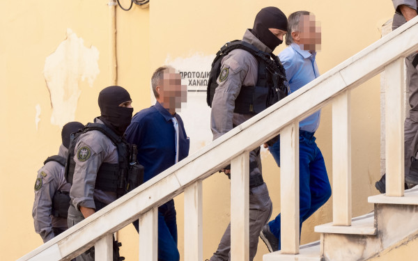 Στον ανακριτή ιατροδικαστής και τοξικολόγος του Πανεπιστημίου Κρήτης για χρηματισμό και πλαστές βεβαιώσεις