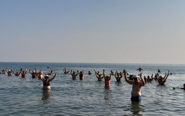 Θεσσαλονίκη: Καλοκαιρινή «ανάσα» για 600 μέλη των ΚΑΠΗ με δωρεάν μπάνια στον Ποταμό Επανομής
