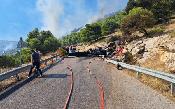 Ελεύθερος ο αδερφός αντιδημάρχου της Μάνδρας που έσπασε το μπλόκο της ΕΛΑΣ στο σημείο της συντριβής του ελικοπτέρου