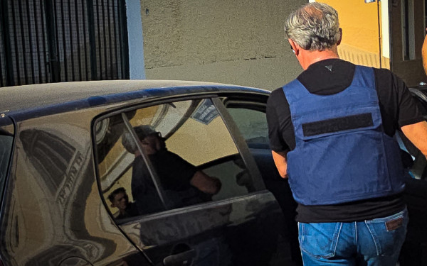 Θάνατος διασώστριας ΕΚΑΒ στη Σύρο: Δίωξη για θανατηφόρα σωματική βλάβη στον 41χρονο – Συνέργεια στην πράξη για τη σύζυγό του