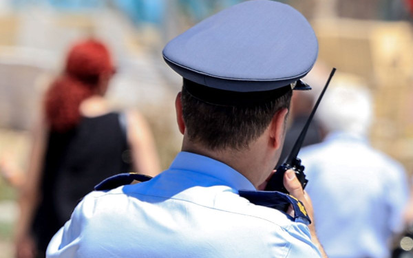 Νέα Σμύρνη: Παντρεμένος και πατέρας ενός παιδιού ο 48χρονος που σκότωσε την 45χρονη - «Δεν γνώριζα τίποτα για σχέση», λέει η σύζυγός του