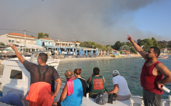 Πυρκαγιά στη Χαλκιδική: Ανοίγει πλατφόρμα δωρεάν στέγασης για τους πυρόπληκτους- Κινητοποιούνται ξενοδοχεία της Θεσσαλονίκης