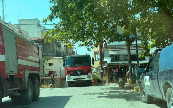 Θεσσαλονίκη Φωτιά σε διαμέρισμα στον Εύοσμο – Σε εξέλιξη η επιχείρηση κατάσβεσης
