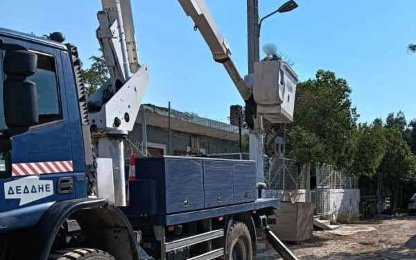 Μεγάλη επιχείρηση της ΕΛ.ΑΣ. στον Ασπρόπυργο - 16 συλλήψεις για ρευματοκλοπές