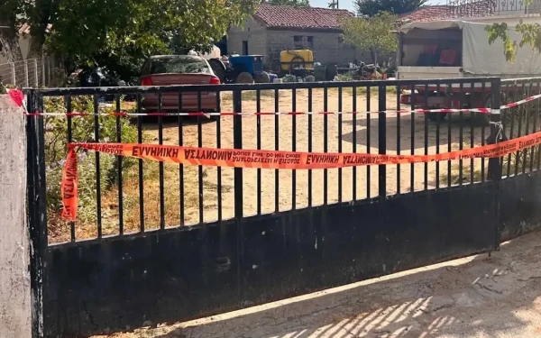 Ροδόπη: Ο τραγικός ρόλος των παιδιών μετά το φονικό - Ο 19χρονος γιος μετέφερε τη νεκρή μητέρα του ενώ η 16χρονη κόρη καλούσε τη Αστυνομία