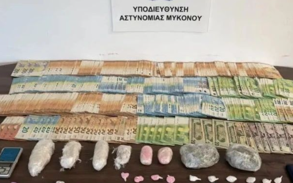 Μύκονος: Βίντεο από αστυνομική επιχείρηση για ναρκωτικά - Κατασχέθηκαν πάνω από 65.000 ευρώ