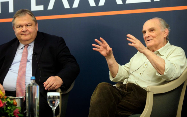 Ευ. Βενιζέλος: Αποχαιρετώ τον Στέλιο Ράμφο με σεβασμό και αγάπη
