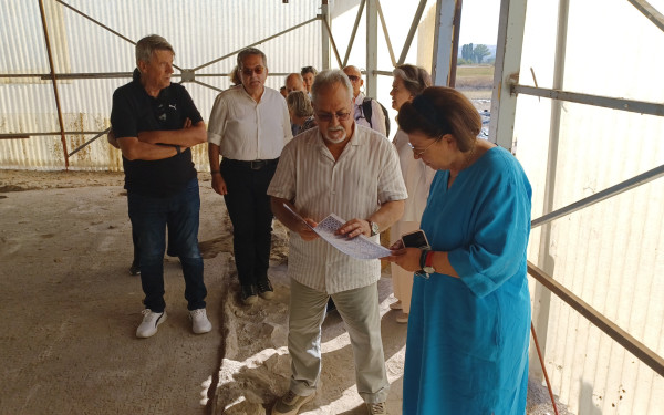 Μενδώνη: «Προχωρούμε στην προστασία και ανάδειξη της ρωμαϊκής έπαυλης στο Αμύνταιο»