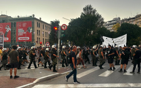 90ή ΔΕΘ: Στην ΧΑΝΘ πορεία των αντιεξοσιαστών - Προληπτικές προσαγωγές και συλλήψεις (βίντεο)