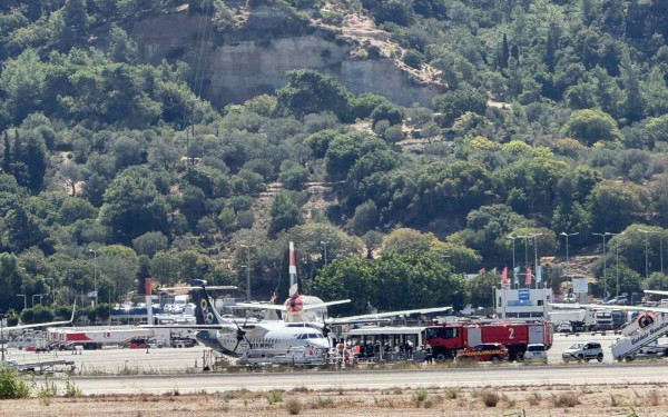 Ρόδος: Σοβαρό πρόβλημα σε κινητήρα αεροσκάφους που ταξίδευε προς την Κάρπαθο