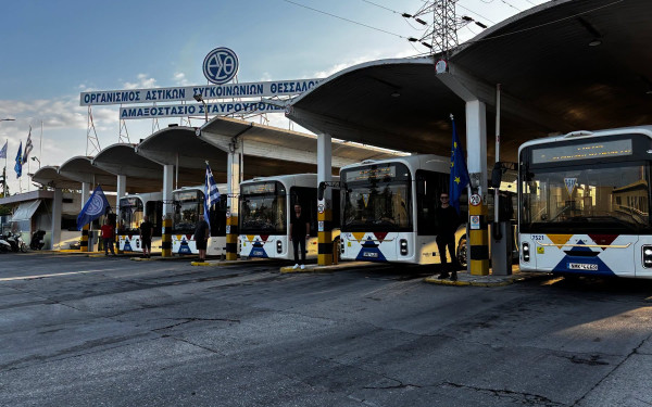 Θεσσαλονίκη: Ηλεκτρικά το σύνολο των λεωφορείων του ΟΑΣΘ-Πόσα θα αφορούν μετακινήσεις ΑμΕΑ και που θα γίνει ο νέος σταθμός φόρτισης. Του Νίκου Ηλιάδη