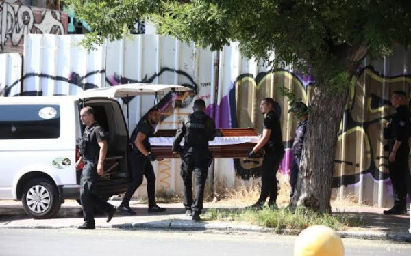 Θρίλερ στην Κυψέλη: Βρέθηκε νεκρό βρέφος κατεψυγμένο μέσα σε βαλίτσα