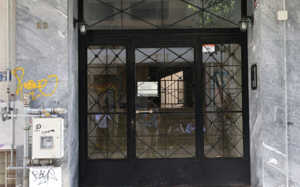 Κυψέλη: Ο 43χρονος ήταν φυλακή για μαστροπεία, κρατούσε Γερμανίδα φυλακισμένη σε διαμέρισμα