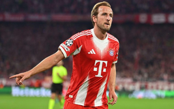 Bundesliga: Ο τρομερός Χάρι Κέιν σκοράρει κατά βούληση και γράφει ιστορία με την Μπάγερν (βίντεο)