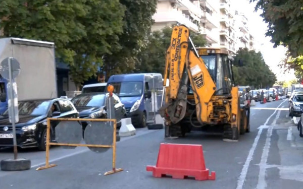 Θεσσαλονίκη: Μεγάλο μποτιλιάρισμα λόγω εργασιών στη Βασιλίσσης Όλγας