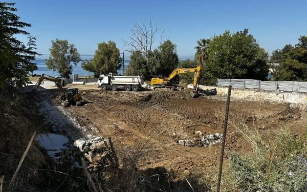 Καλαμαριά: Άνοιξε νέα «πληγή» στο παραλιακό μέτωπο - Ξεκίνησε ανέγερση κατοικιών δίπλα στο «Παναγία»