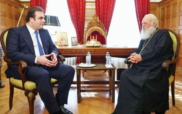 Φοιτητικές εστίες: Συζητήσεις για αξιοποίηση οικοπέδων της Εκκλησίας - Τι συζήτησαν Πιερρακάκης και Ιερώνυμος