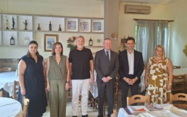 Δήμοι Θέρμης, Θερμαικού: Για τον καταυλισμό στα Τσαΐρια συζήτησαν με τον Επίτροπο για τα Ανθρώπινα Δικαιώματα του Συμβουλίου της Ευρώπης οι δήμαρχοι